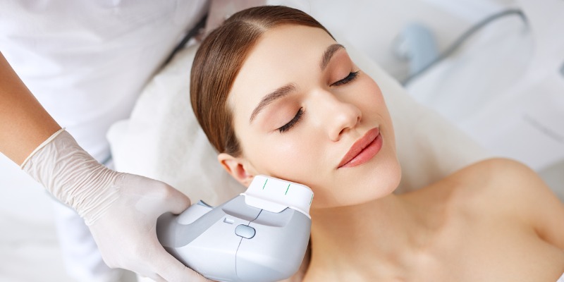 How Fat Freezing and HIFU Work Together? 4 book a personalised consultation of Fat Freezing and HIFU Together Romford